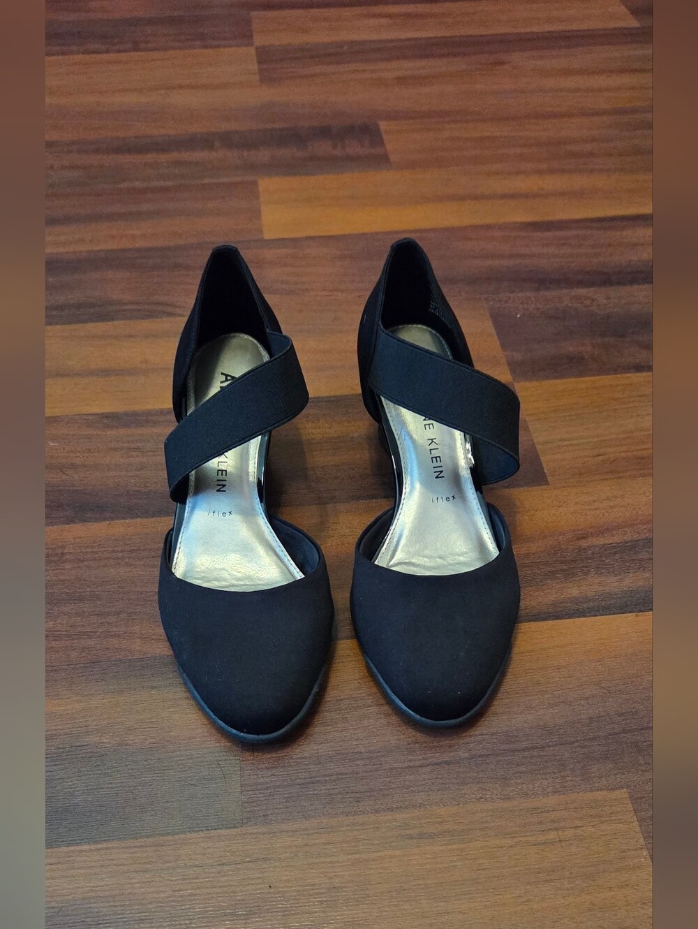 Anne Klein Black Cross-Over Strap Heels SIZE 9M
